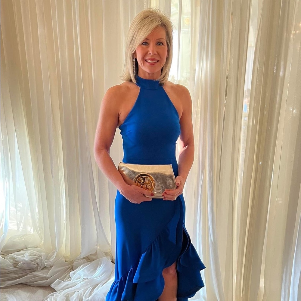 Meet your Posher, Javella